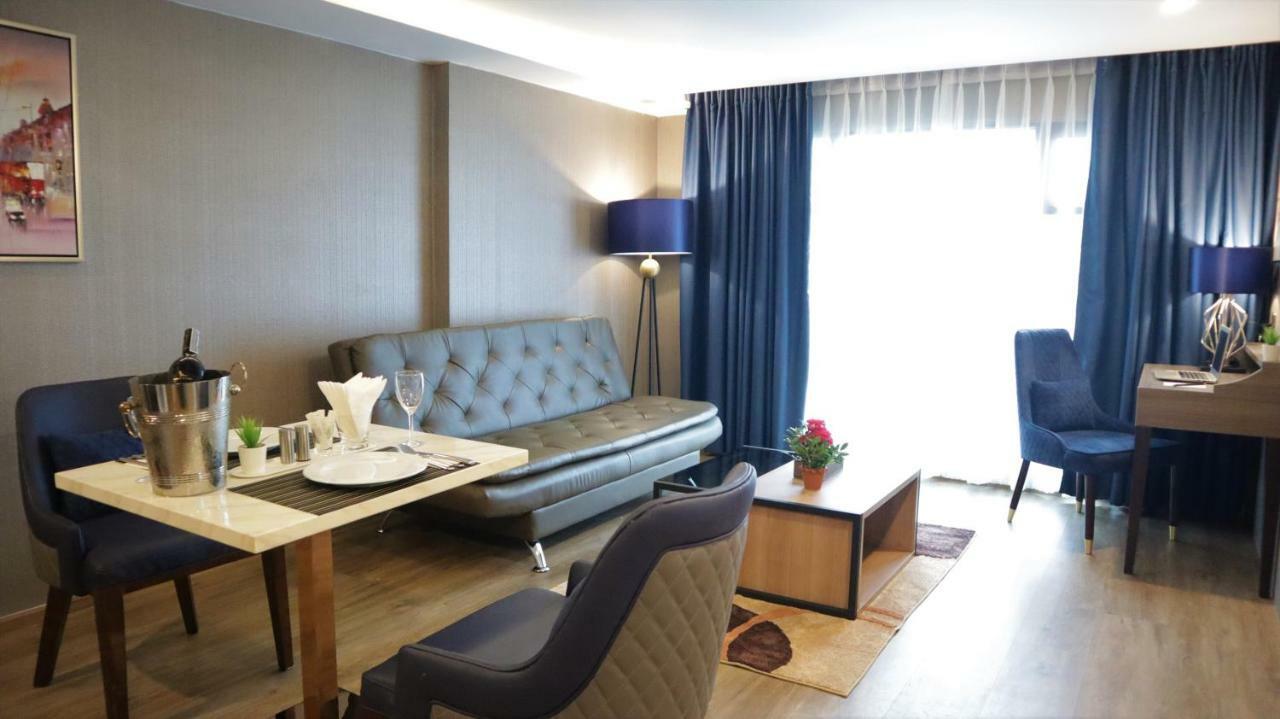Glow Sukhumvit 5 Банкок Екстериор снимка